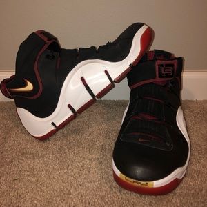 Lebron James 4’s